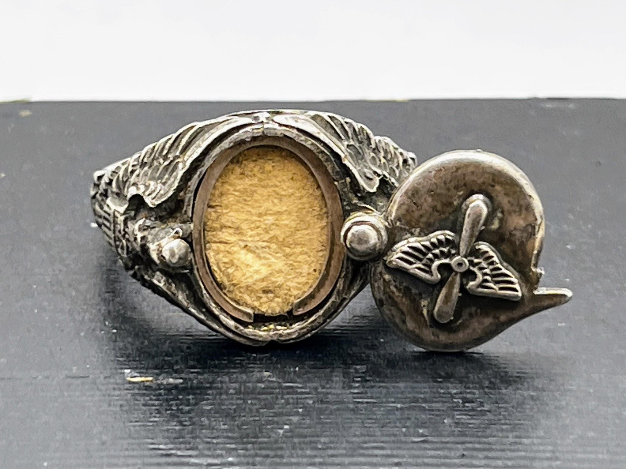 Outstanding Vintage 1940s World War II Era Sterling Silver United