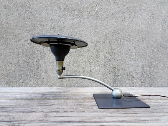 Vintage Mid Century Modern Space Age Flying Saucer Ufo Atomic Desk Table Light Lamp