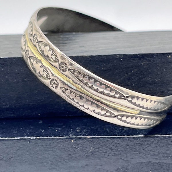 Outstanding Antique Double Bar Sterling Silver Cuff Diné (Navajo) Native American Silversmith Made Fine Hand Stamped Detail Peyote Button