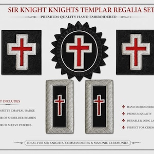 Puede incluir: Un conjunto de insignias de los Caballeros Templarios que incluye una insignia de roseta negra para sombrero con una cruz roja, dos parches cuadrados negros para mangas con cruces rojas y dos hombreras rectangulares negras con cruces rojas.