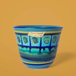 Vintage Flora Gouda Faenza Craquelé keramische plantenpot, turquoiseblauw en geel.