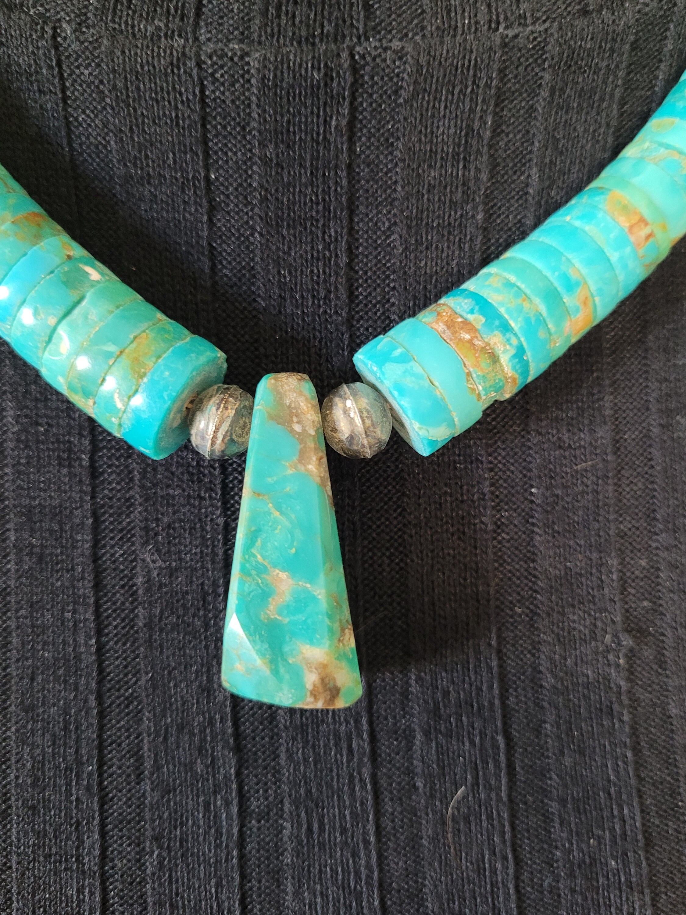 vintage native american turquoise Heishi necklace