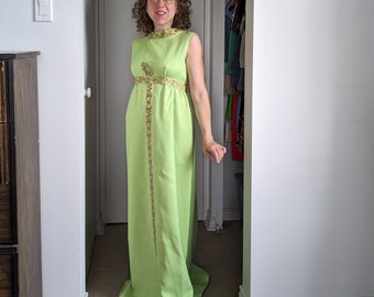 Green 60s Sleeveless Maxi Dress. Embroidered Floral Ribbon Dress.