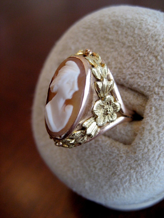 10K Yellow Gold Cameo Ring - Antique Cameo Gold Ri