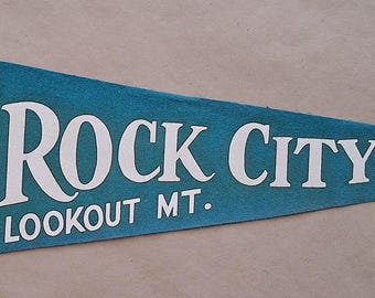 Banderín de viaje vintage 'Rock City Lookout MT Lover's Leap' Georgia, EE. UU.