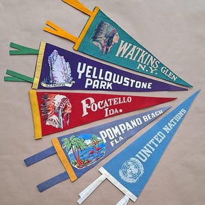 Vintage Mini USA Travel Pennant: Watkins NY, Yellowstone Park, Pocatello Idaho, Pompano Beach Florida & United Nations NYC
