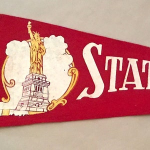 Vintage &#39;Statue Of Liberty&#39; New York City Manhattan USA Souvenir Travel Pennant