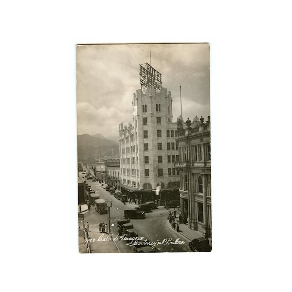 Hotel Monterrey Vintage Postcard -  Monterrey N. L. Mexico Street View with many Old Cars