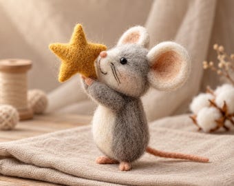 Felt Mouse with Star | Wool Animal Figurine | Small Gift for Animal Lovers