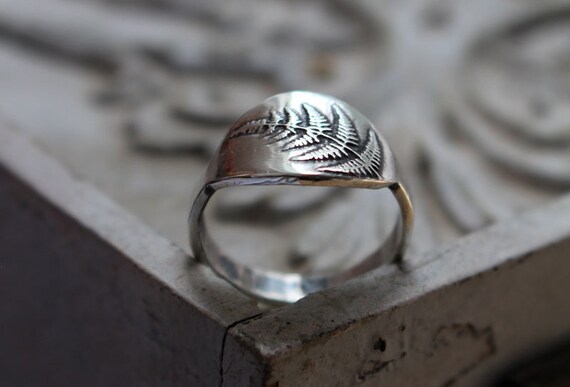 Silver Fern Signet Ring, Botanical Nature Jewelry, Celtic Fern