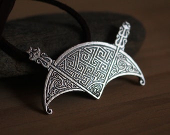 celtic necklace  - pictish jewelry - scottish pendant - archeology - archeological reproduction - celtic knot - the MOON CRESCENT of CADBOLL