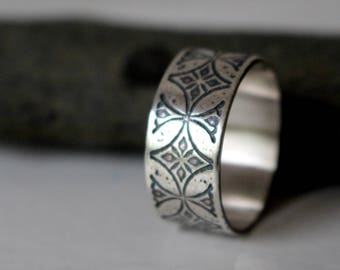 sterling silver men cross ring - men medieval ring - etched - engraved - knight templar ring - men jewelry - medieval wedding ring - TEMPLAR