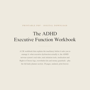 以下が含まれることがあります： 「The ADHD Executive Function Workbook」というタイトルの印刷可能なPDFデジタルダウンロード。テキストには、実行機能障害、ADHD神経系のルール、タスク開始ツール、および20ページの無日付デイリープランナーセクションを含む英国のワークブックについて記載されています。