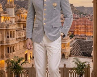 classic valvet 2-pies suit look rich elegant and attractive