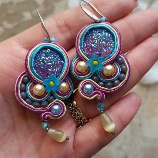 Orecchini soutache viola azzurro e giallo - sutasz earrings - cabochon - handmade