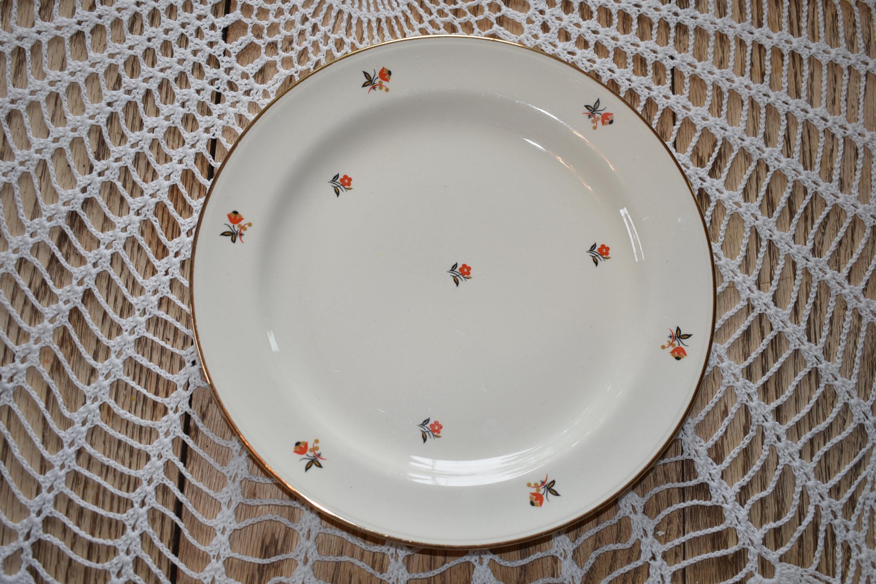 Vintage 1940s Cunningham & Pickett Cardinal China: Gold Trim