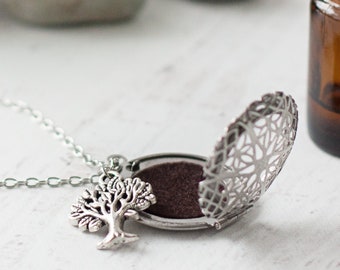 Tree of Life Aromatherapy Necklace, Diffuser Locket for Essential Oils or Perfume with 30 Pads