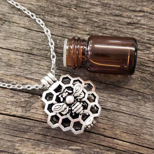 18 inch, Bee Aromatherapy Necklace, Essential Oil Diffuser Jewelry, 30 Oil Pads, Ready to Ship