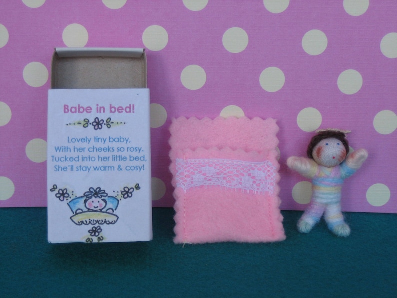 Pair of Baby dolls in matchbox beds image 2