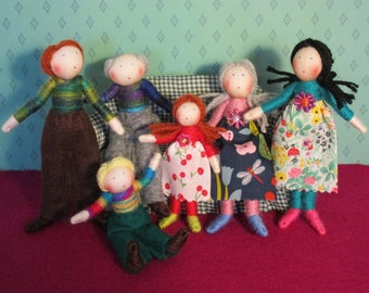 Dolls House Doll Set - customisable (The Extended family)