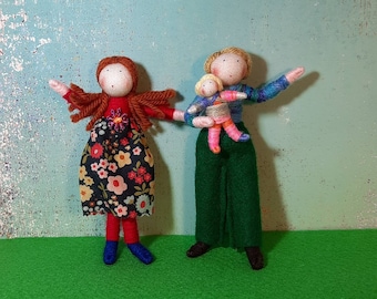 Maison de poupées Famille de poupées-2 adultes plus bébé, personnalisable