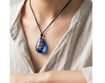 Collier pendentif château d'anime en pierre céleste, bijou fantastique en cristal de verre