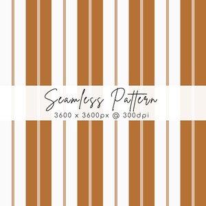Könnte beinhalten: Eine digitale Grafik mit einem nahtlosen Muster aus vertikalen Streifen in gebranntem Orange und Weiß, akzentuiert durch dünne braune Nadelstreifen. Die mittlere Überlagerung zeigt den Text Seamless Pattern 3600 x 3600px @ 300dpi in schwarzer Schrift.