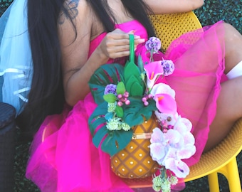 Cruise Elopement Wedding Bouquet Purse Tropical Pineapple Alternative Bride Unique Funky Outdoor Phone Holder Reception Pink Vegas Chapel
