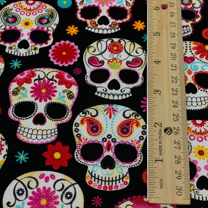 Sugar Skulls in Black | Timeless Treasures Fabric C4139 | 100% Cotton ...