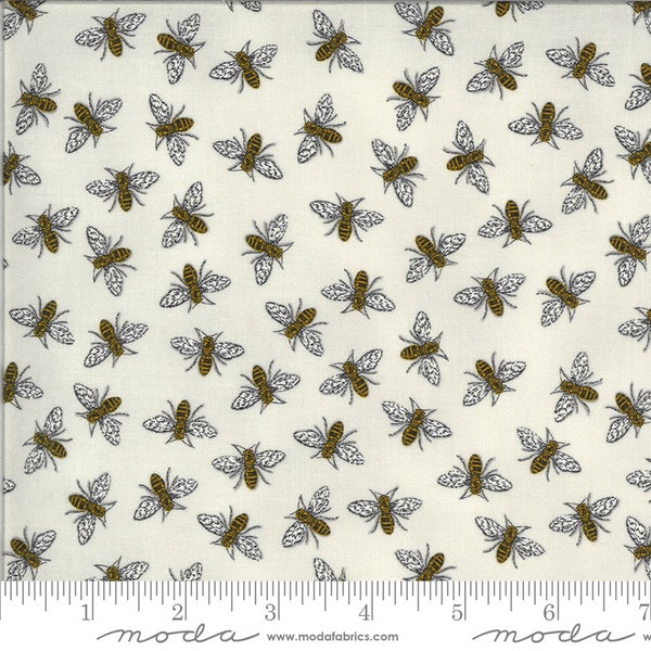 Buzz in Dove Gray | Bee Grateful by Deb Strain | Moda Fabrics 19965-14 | 100% Cotton Quilting Fabric | Bumble Bee Print | Novelty Fabric