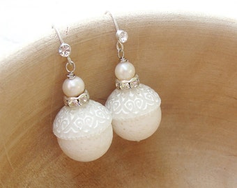 White Coral Earrings White coral, Pearls, Rhinestones - Bridal Earrings