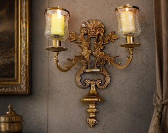 Aplique de latón Art Nouveau para velas: Portavelas de pared colonial de la década de 1960
