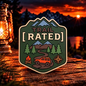 Trail Ready PVC-patch, 7,6 cm (3 inch) offroad-avonturenpatch, patch voor bergkamperen, outdoor klittenbandpatch voor rugzakken, petten en accessoires.