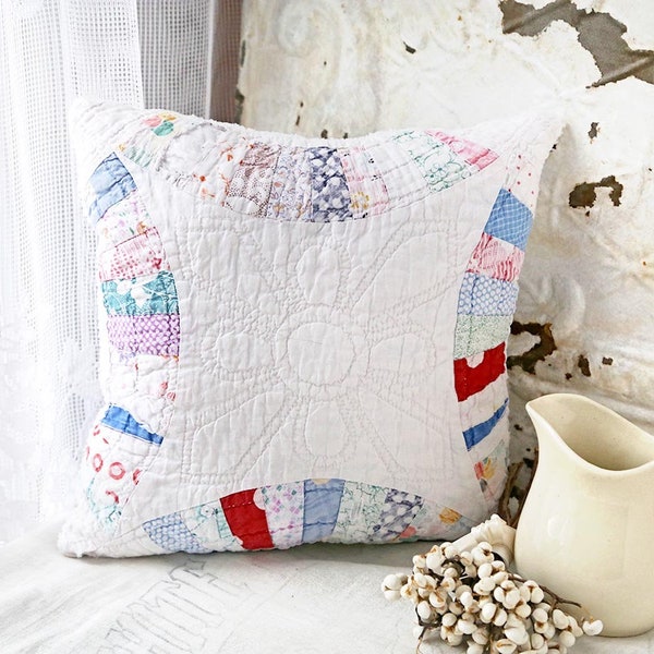Quilted Pillow, Quilted Double Wedding Ring Pillow, Cottage Throw Pillow, Summer Throw Pillow, Cottagecore Quilt Pillow