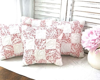 Small Red Floral Quilt Pillow: Vintage Farmhouse Decor
