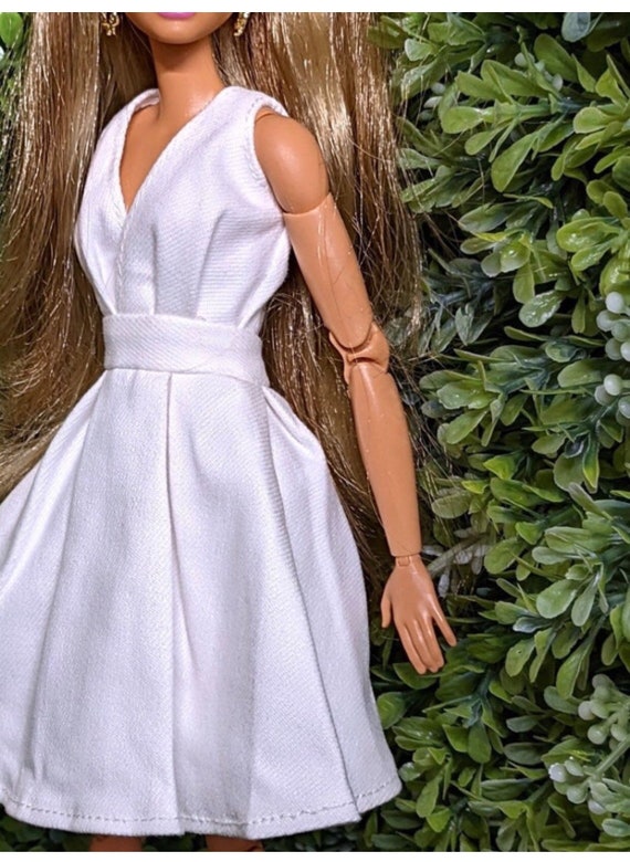 Mattel - Barbie Fashion Pack - Ensemble 2 Tenues de vêtements pour