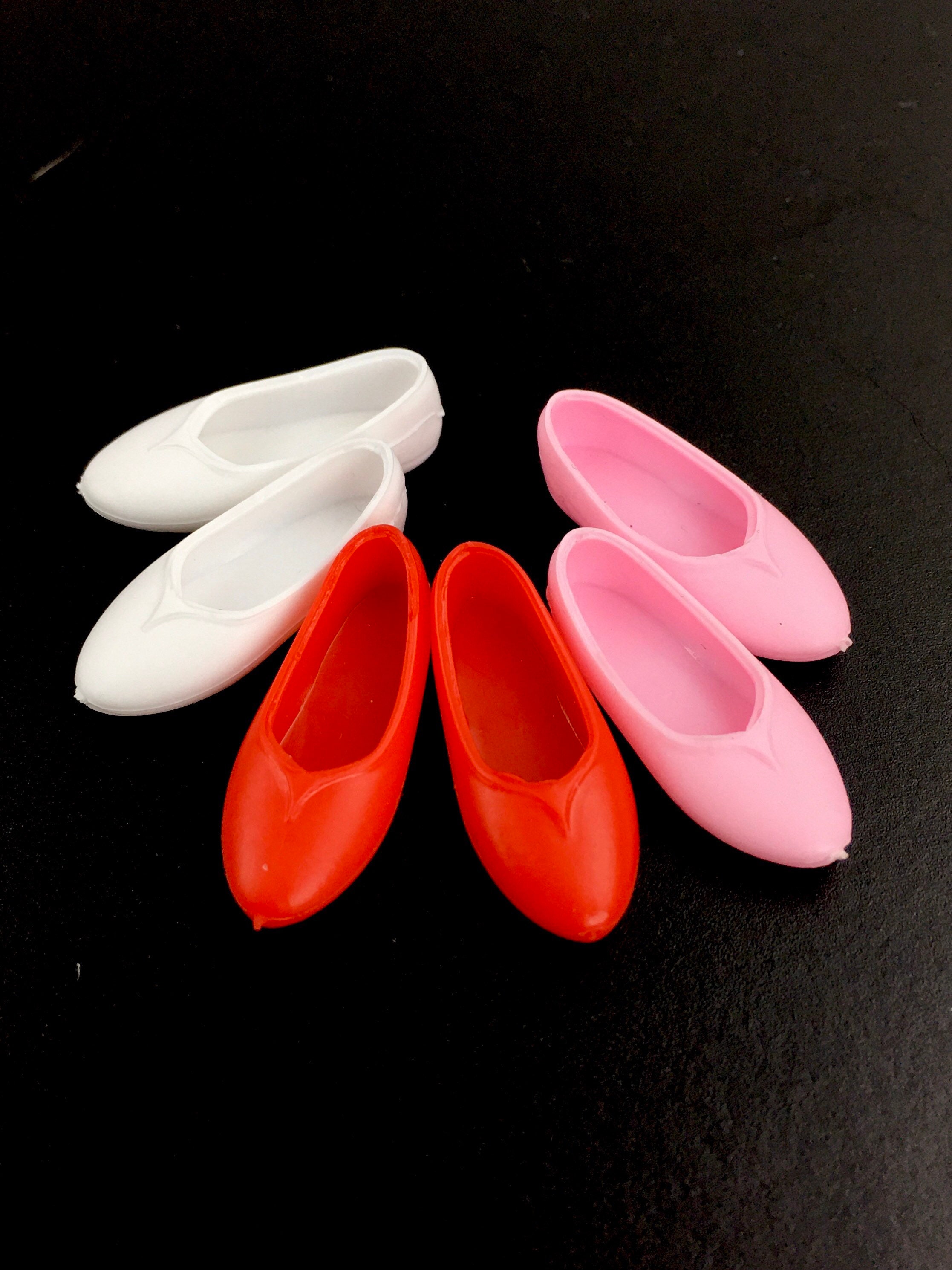 Curvy Barbie summer flats shoes flat feet Barbie doll red | Etsy