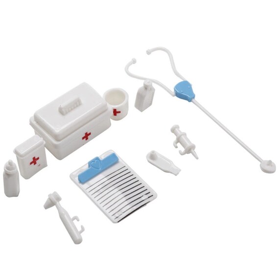 barbie doctor accessories