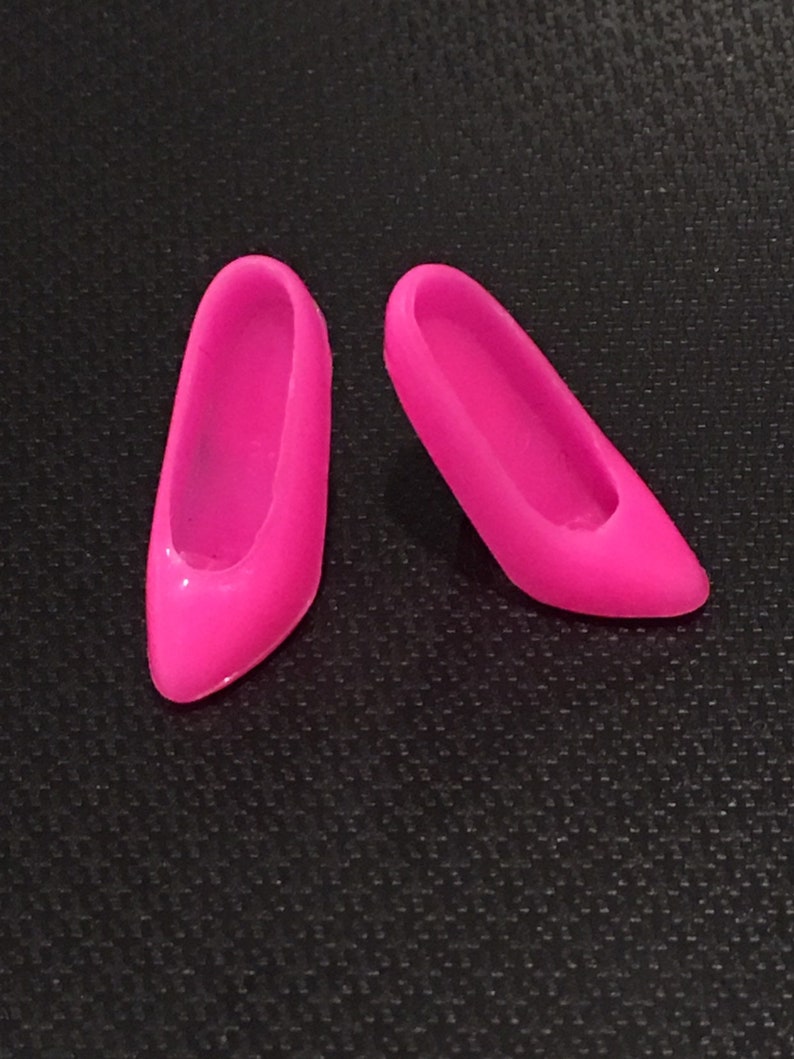 shoes of barbie