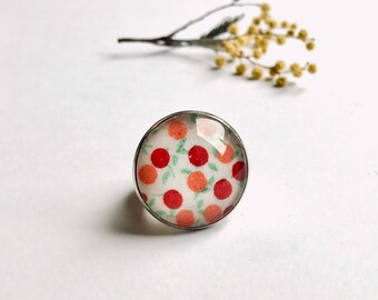 Ring made with fabric under glass by MW