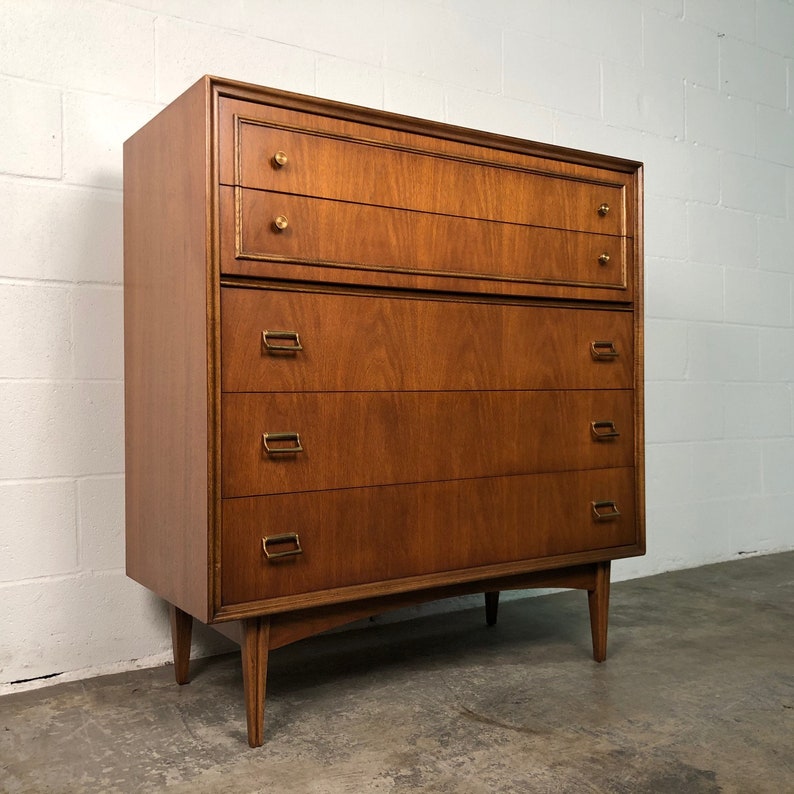 Bassett MidCentury Modern 5Drawer Walnut Chest / Dresser Etsy