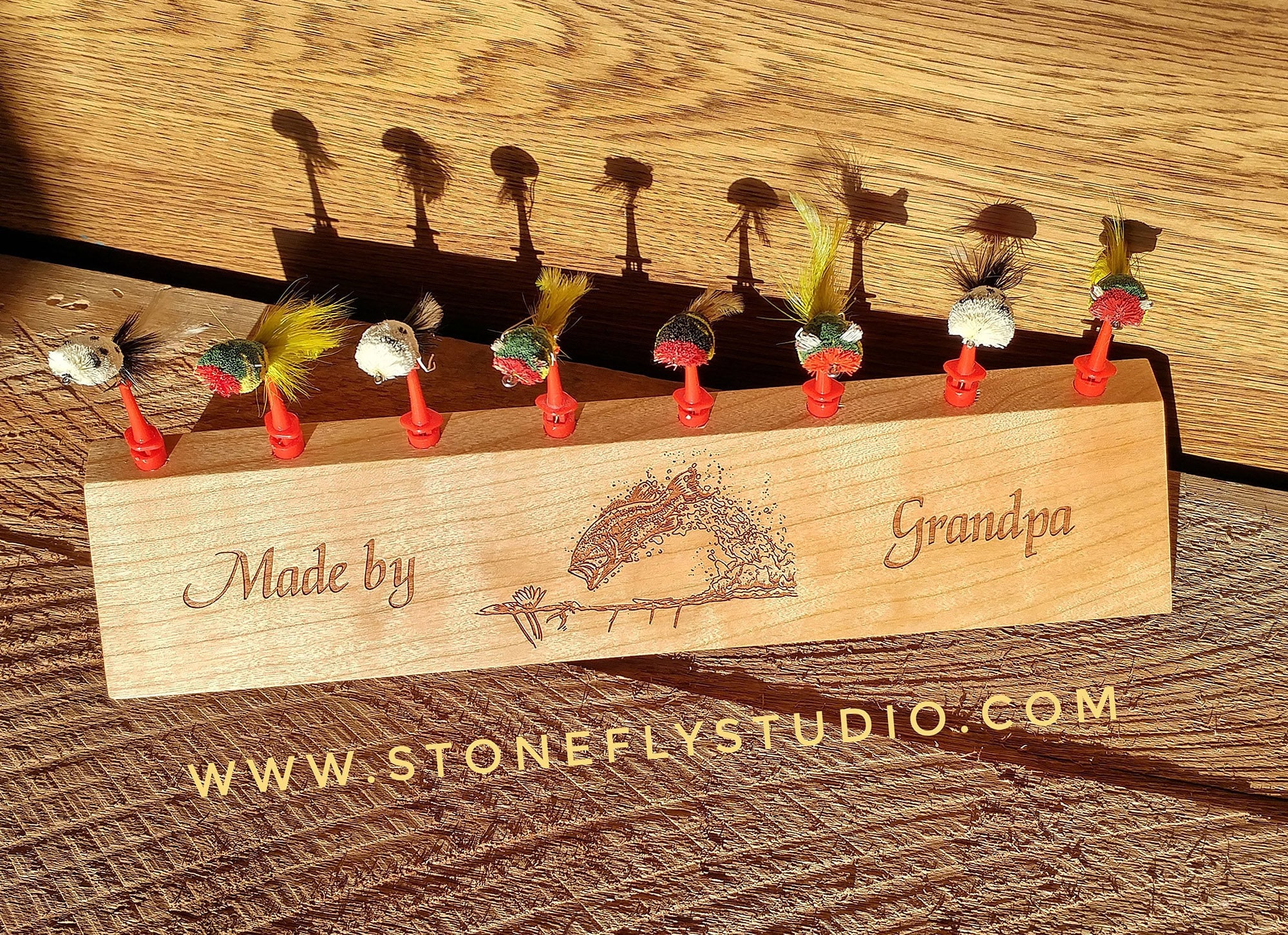 FLY HOLDER Fly Fishing Tied Flies Display 8 Clip Personalized Gift: Name,  Inscription, Art. Engraved Cherry Wood. Flies Not Included. USA 