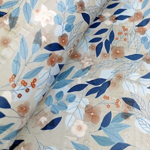Portugisiskt korktyg, Mönster med söta blommor på ljusgrå kork 68 x 50 cm / 26,77''x19,69'' (449)
