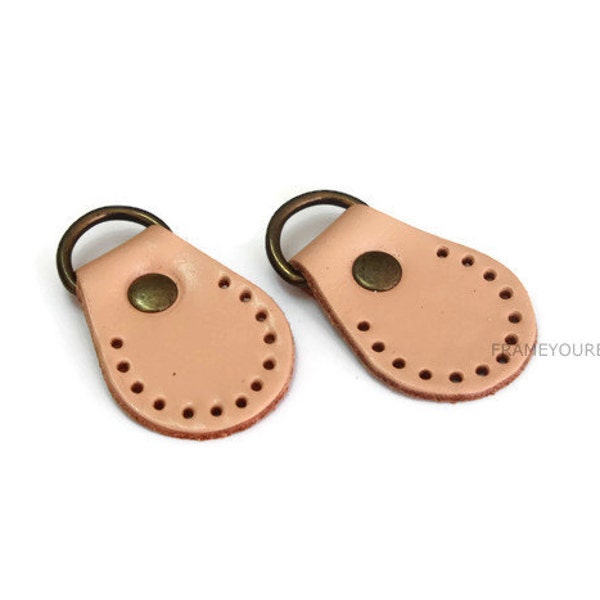 Pair of (2 pcs) Leather D ring Tabs for bag handles, round Shape,Natural color, Width:3cm, overall length 5cm LR005