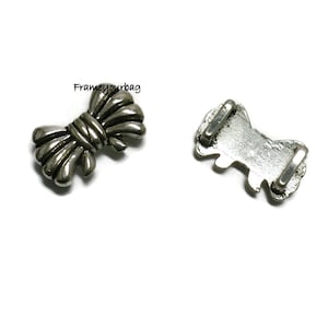 4 Finding for  leather  30 x 18mm -Antique Silver color .Hole 10.5 X 3 mm( ZK529)