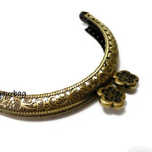 8.5cm ( 3,35 in ) Flower-bead embossed metal bag purse frame antique brass F8.5/084