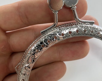 8.5cm (3,35 in) round purse frame Nikel sewing holes one loop F8.5/491