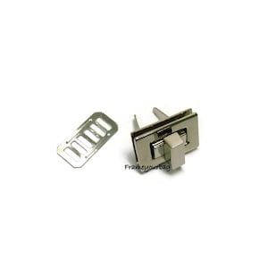Silver Twist Lock - 1 Pcs 28x18mm  Silver color twist-locks Purse Flip Locks - FL04