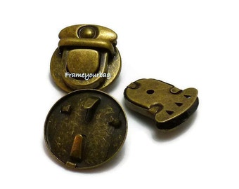 30mmx20mm(1,18inx0,79in) 2 pçs Thumb Catch latch lock ( tongue clasp) Antique Brass TC05