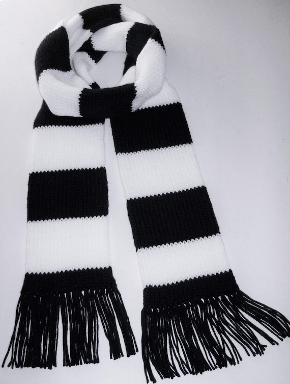 Mark's Rent Style Scarf Acrylic Cosplay Handmade Navy & White